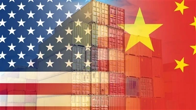 De Verenigde Staten kondigt een tarief van 10% aan op Chinese goederen